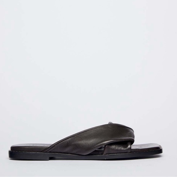 Frēda Salvador Lys Calf Sandal - Picture 3 of 3